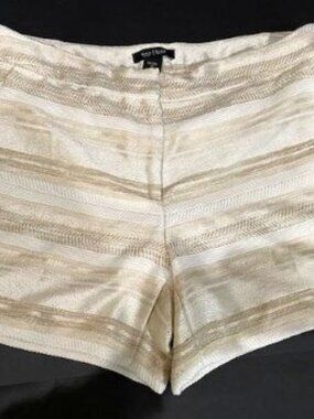 White House Black Market Dress Shorts Women’s Size 10 Metallic Stripe Glam